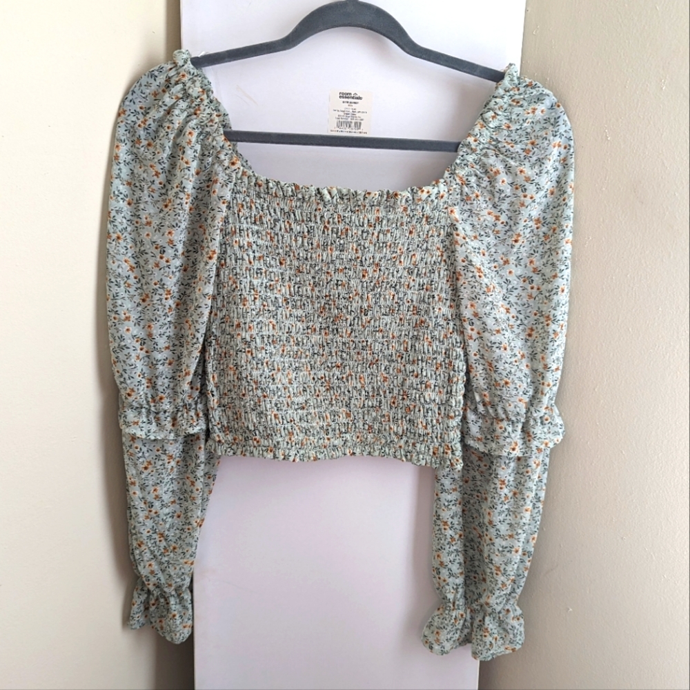 Wild fable smocked top